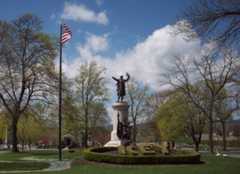 Larger memorial image loading...