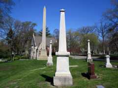 Larger memorial image loading...