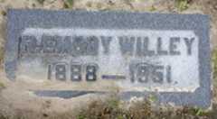 Larger memorial image loading...