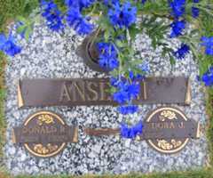 Larger memorial image loading...