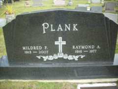 Larger memorial image loading...