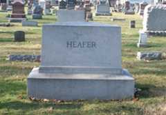 Larger memorial image loading...