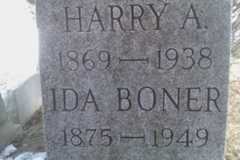 Larger memorial image loading...