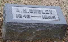 Larger memorial image loading...