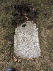 Larger memorial image loading...