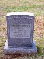 Larger memorial image loading...