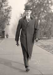 Larger memorial image loading...