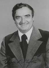 Larger memorial image loading...