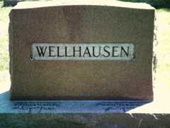 Larger memorial image loading...