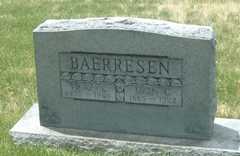 Larger memorial image loading...