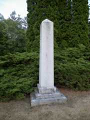 Larger memorial image loading...