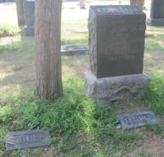 Larger memorial image loading...