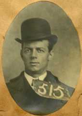 Larger memorial image loading...