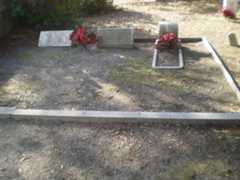 Larger memorial image loading...