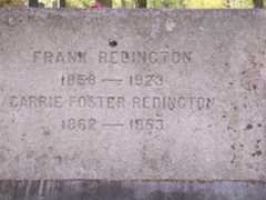 Larger memorial image loading...