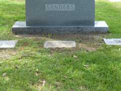 Larger memorial image loading...