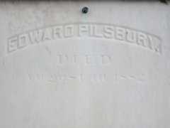 Larger memorial image loading...