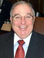 Larger memorial image loading...