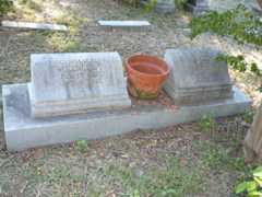 Larger memorial image loading...