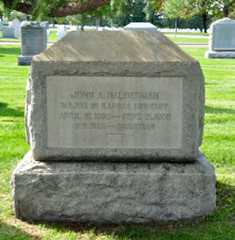 Larger memorial image loading...