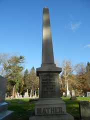 Larger memorial image loading...