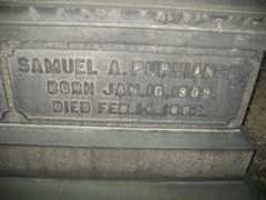 Larger memorial image loading...