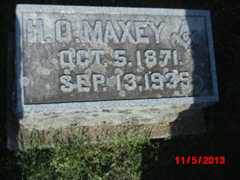 Larger memorial image loading...