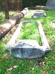 Larger memorial image loading...