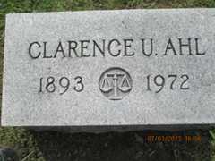 Larger memorial image loading...