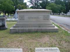 Larger memorial image loading...