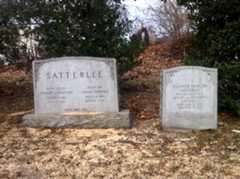 Larger memorial image loading...