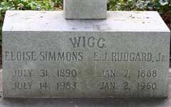 Larger memorial image loading...