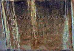 Larger memorial image loading...