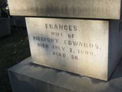 Larger memorial image loading...