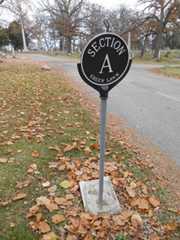 Larger memorial image loading...