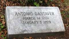 Larger memorial image loading...