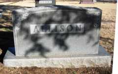 Larger memorial image loading...