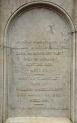 Larger memorial image loading...