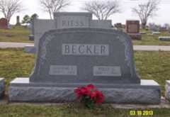 Larger memorial image loading...