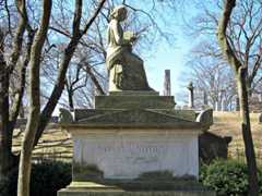 Larger memorial image loading...