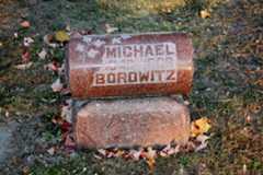 Larger memorial image loading...