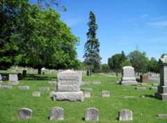 Larger memorial image loading...