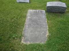 Larger memorial image loading...