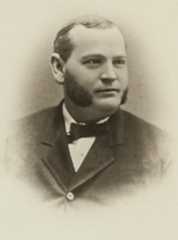 Larger memorial image loading...