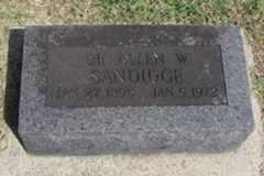 Larger memorial image loading...