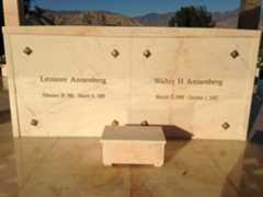 Larger memorial image loading...