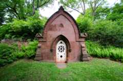 Larger memorial image loading...