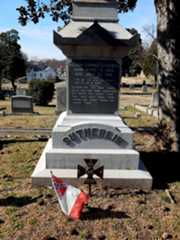 Larger memorial image loading...