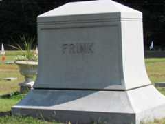 Larger memorial image loading...