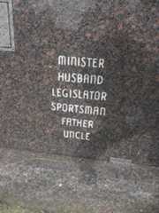 Larger memorial image loading...